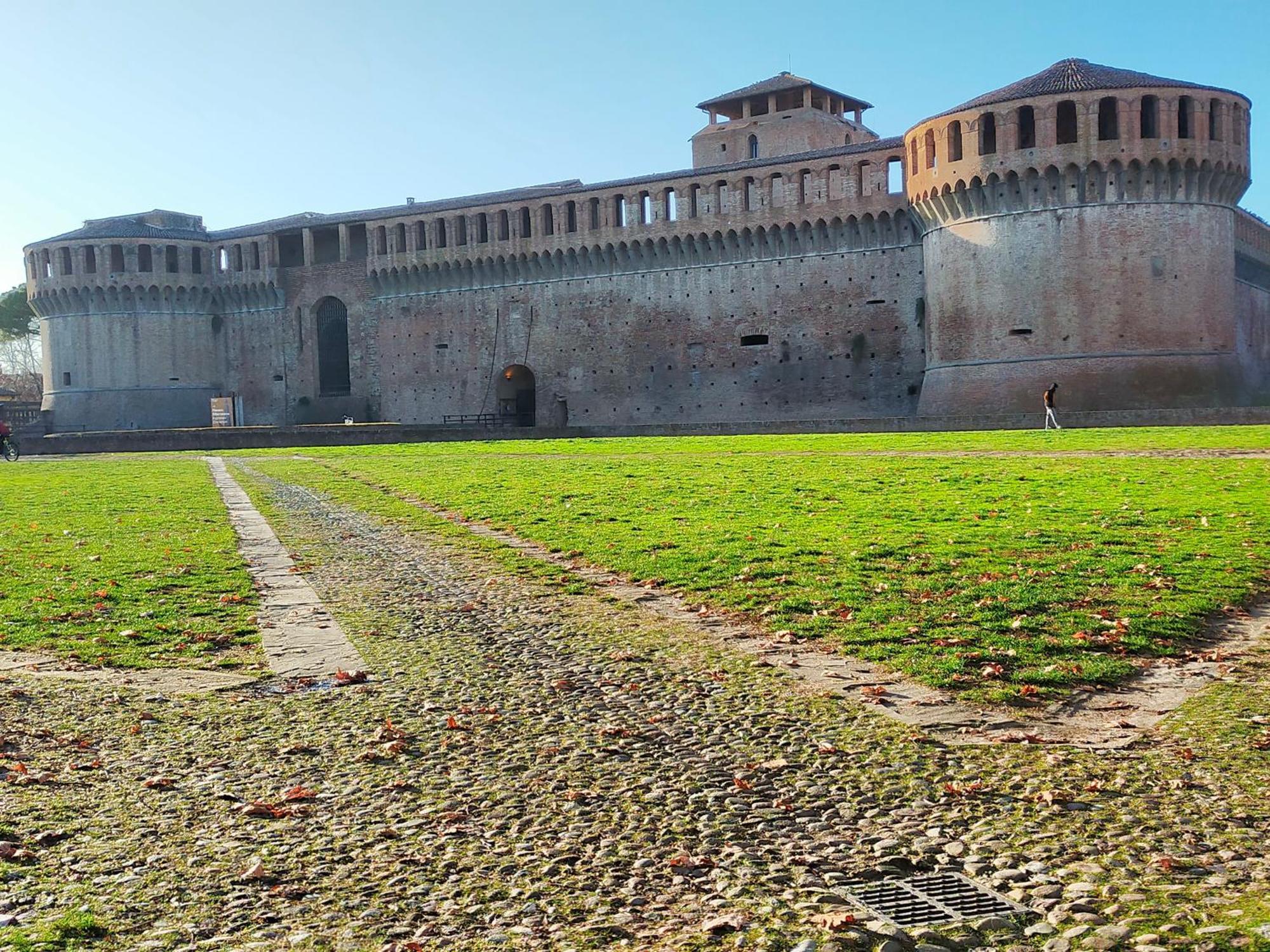 Ca' Spadoni, Centro Storico, Piano Terra, Ingresso Indipendente, Teatro, Parcheggio, Imola Ngoại thất bức ảnh